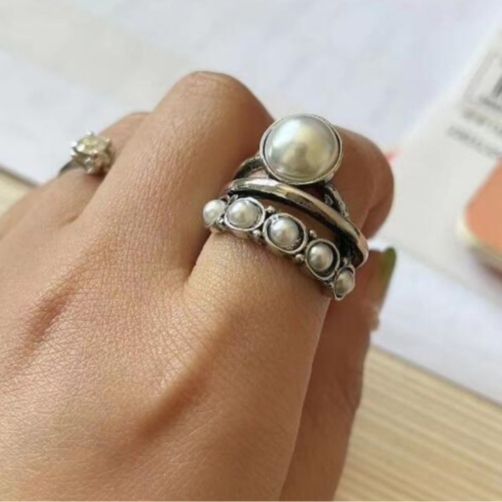 Fp Rustic Faux Pearl silver statement Ring